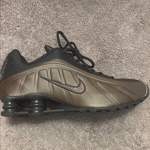 Nike Men's Black and Brown Sneakers